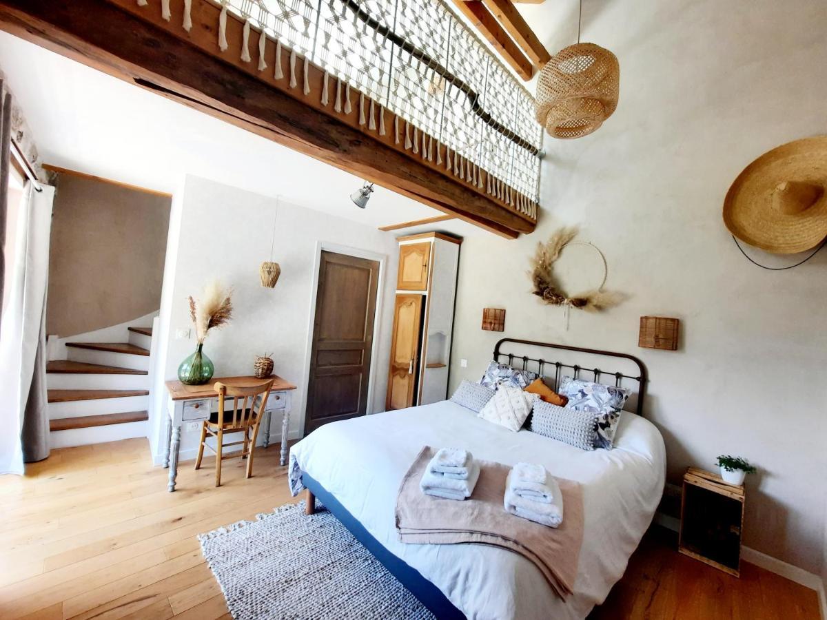 Bed and Breakfast Le Petit Begou Saint-Auban-d'Oze Екстер'єр фото