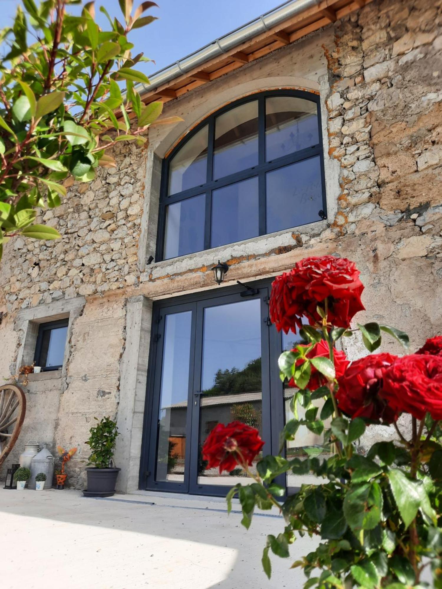 Bed and Breakfast Le Petit Begou Saint-Auban-d'Oze Екстер'єр фото